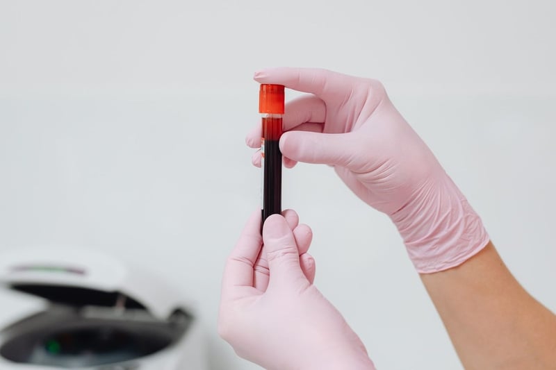 Dépistage néonatal élargi à nouvelles maladies : ce qui change pour votre bébé